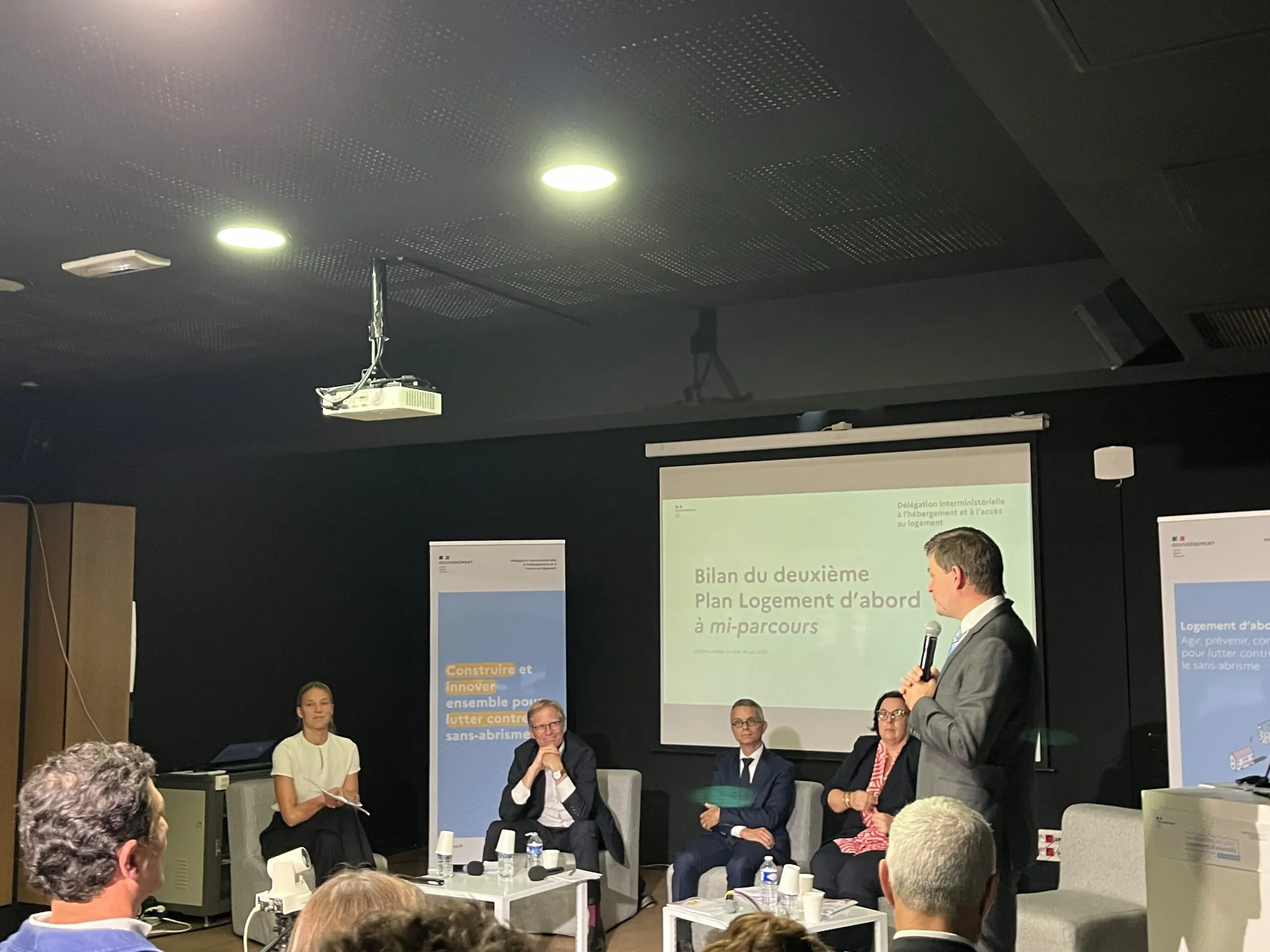 Logement d’abord : une politique publique qui fonctionne