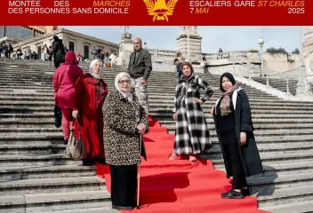 Une montée des marches pour changer de regard sur la précarité